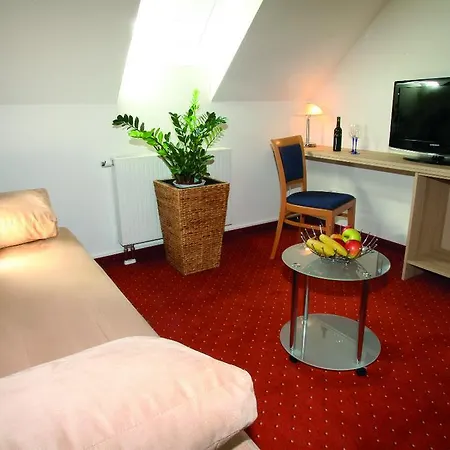 Kunstcafe Rooms-3