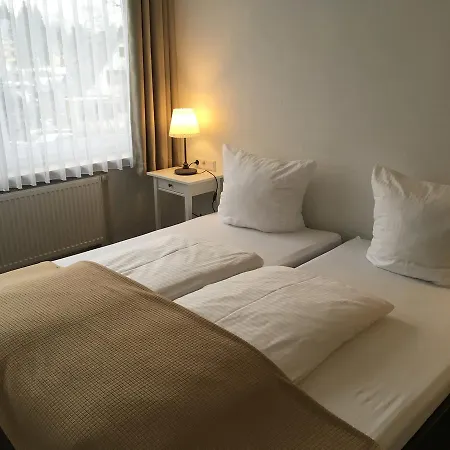Hotel-Pension zum Paradies-2
