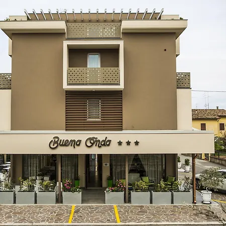 Hotel Buena Onda-3