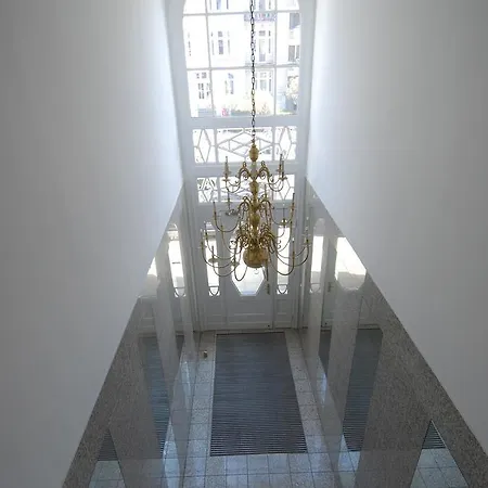 Aparthotel York-3