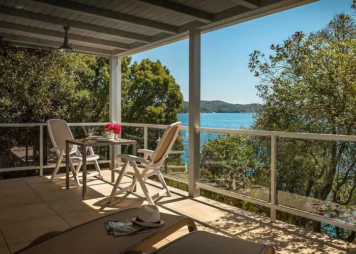 Familienhotel: Maistra Camping Koversada Uncovered Naturist Mobile Homes