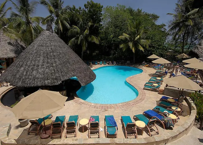 Pinewood Beach Resort&Spa
