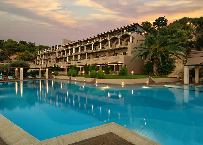 Hotel mit Pool: Royal Sun