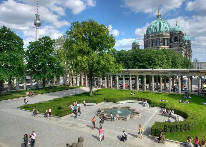 Strandhotel: easyHotel Berlin Hackescher Markt