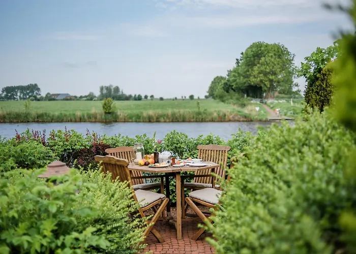Ferienvermietung: Fährhauslodges Natur in Sicht