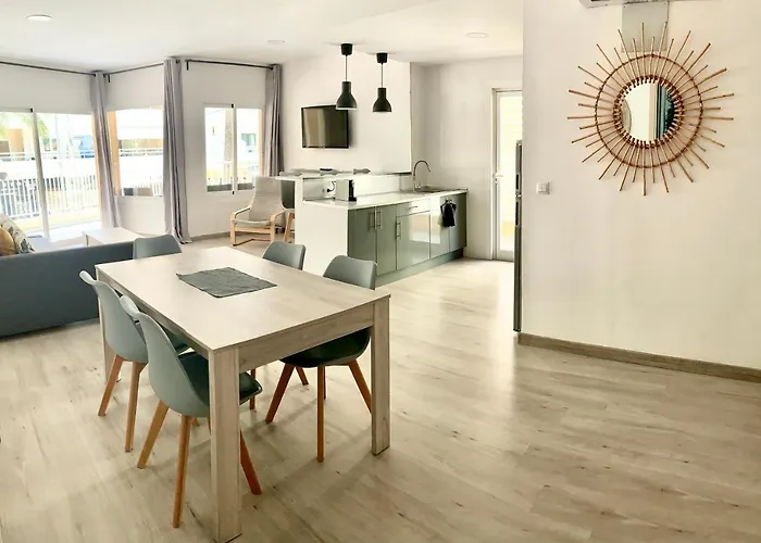 Apartamentos Las Palmeras