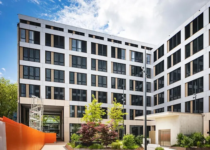 Meininger Hotel Geneve Centre Charmilles