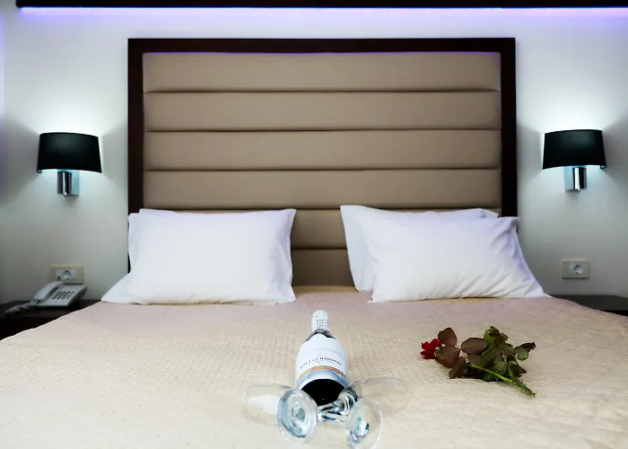 Ping Pong Hotel: Galini Sea View (Adults Only)