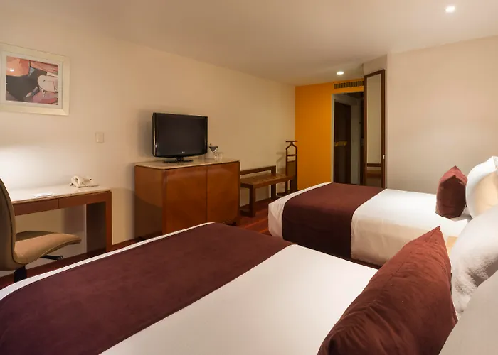 5 Sterne Hotels Camino Real Aeropuerto