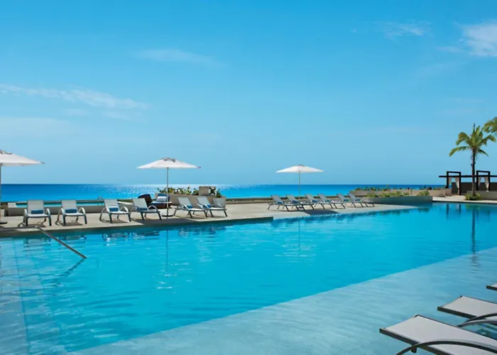Hotel mit Tennis: Secrets The Vine Cancun (Adults Only)