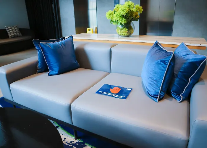  Holiday Inn Express Bangkok Sathorn By Ihg