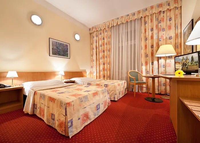 Günstiges Hotel: Aron