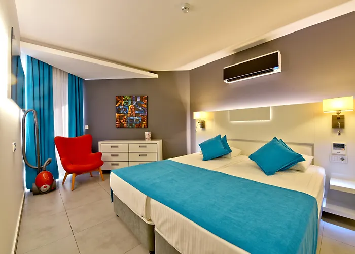 Green Garden Suites
