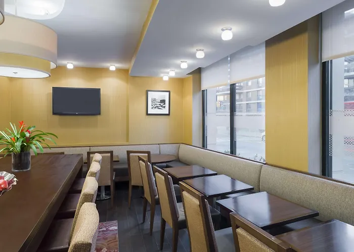 Zentrales Hotel: Hampton Inn Manhattan-Seaport-Financial District