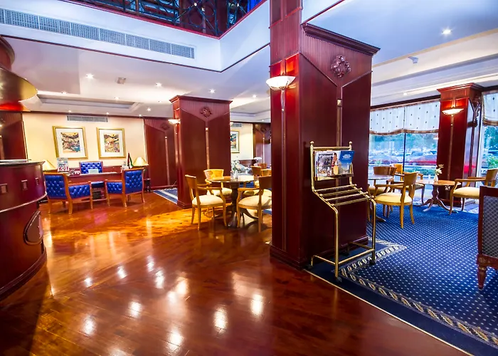 Zentrales Hotel: Riviera Hotel