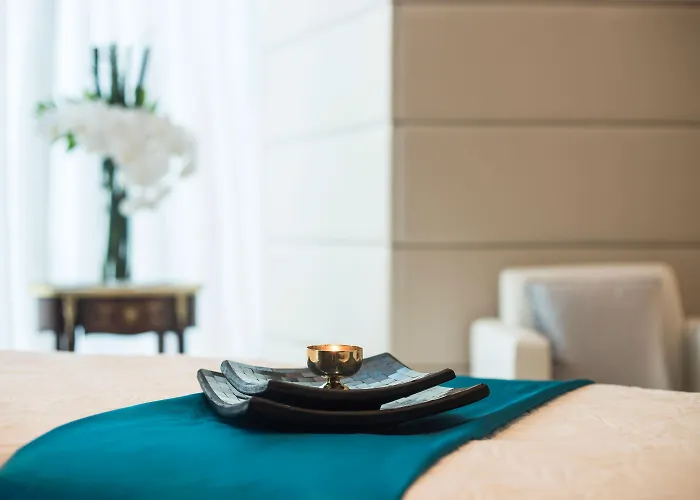 Hotel mit Whirlpool Reverie Saigon