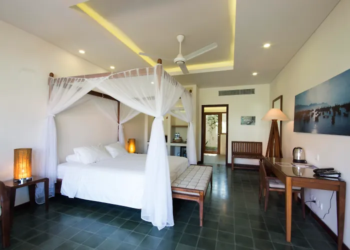Cassia Cottage And Spa