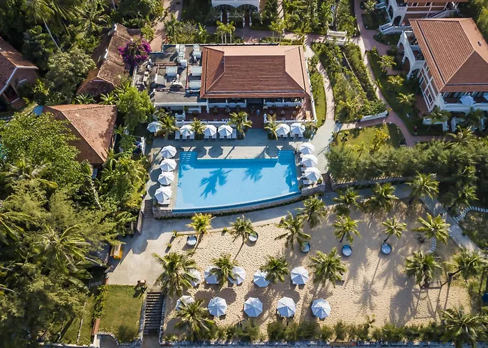 Cassia Cottage And Spa