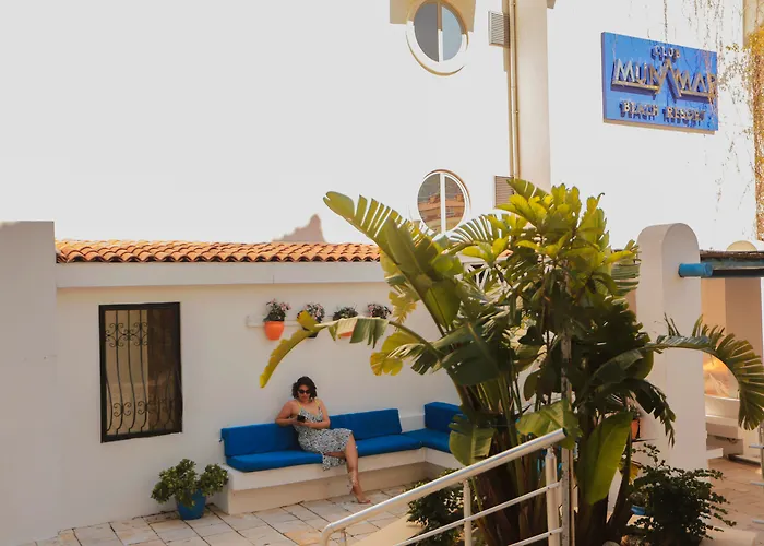 Club Munamar Beach Resort Hotel