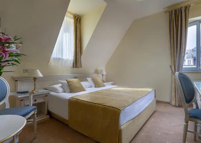 Savoy Westend Hotel