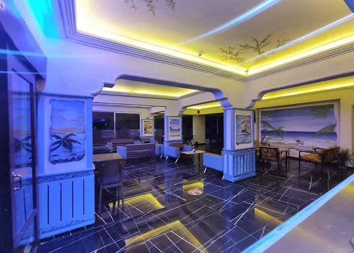 Maldives Apart