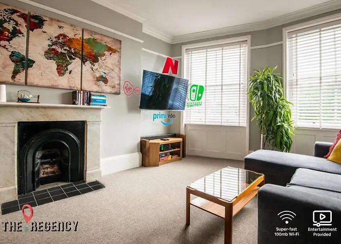 The Regency Central Modern Apartment