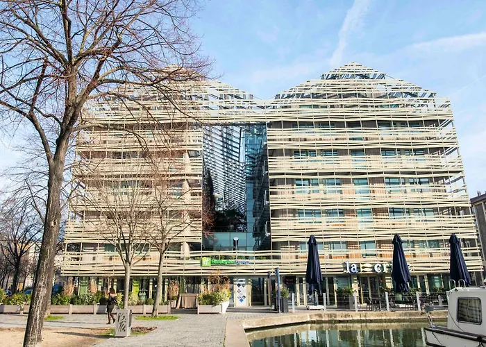 Holiday Inn Express -Canal De La Villette By Ihg