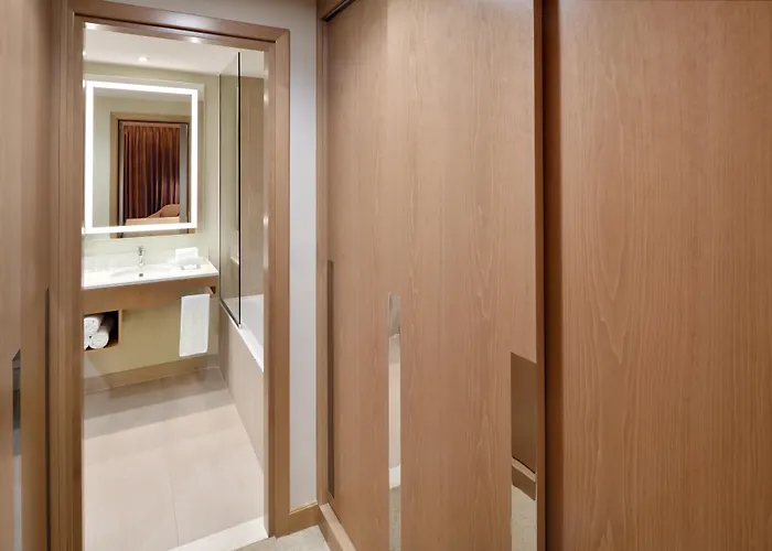 Haustierfreundliches Hotel: Holiday Inn & Suites - Dubai Festival City By Ihg