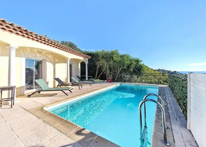 Superbe Villa Climatisee Avec Piscine Chauffee-Terrasse-Vue Mer Et Montagne