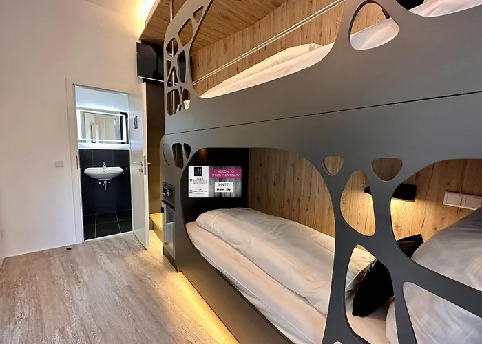 Smarty Cologne Dom Hotel - Boardinghouse - Kontaktloser Self Check-In