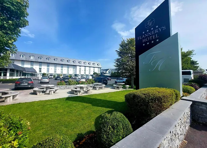 3-Sterne-Hotel: Flannery'S Hotel