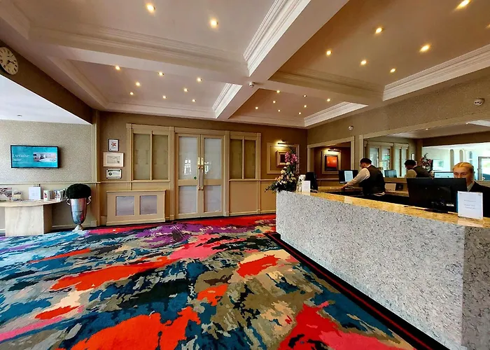 3-Sterne-Hotel: Flannery'S Hotel