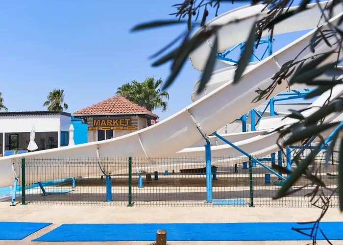 Lavia Hotels Lara