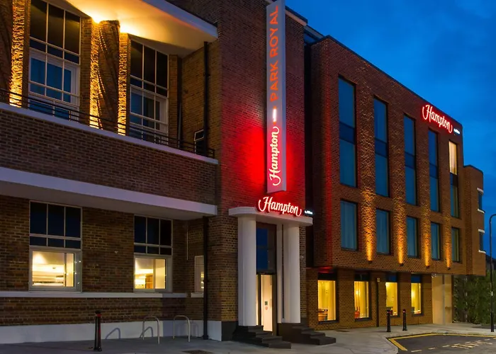 Familienhotel: Hampton By Hilton London Park Royal