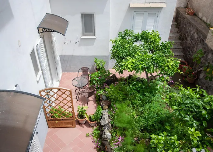Hotel mit Pool: Hotel Villa Cecilia