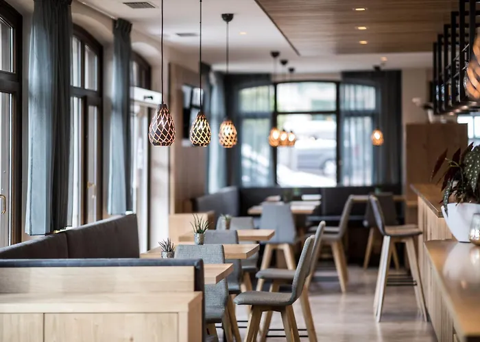 Strandhotel: Hotel Landgasthof Weingut Seeperle