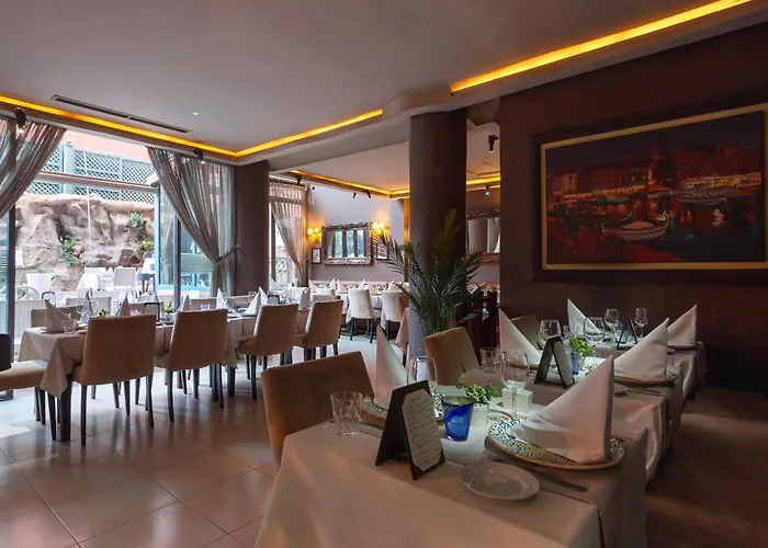 3-Sterne-Hotel: Le Caspien Boutique Hotel