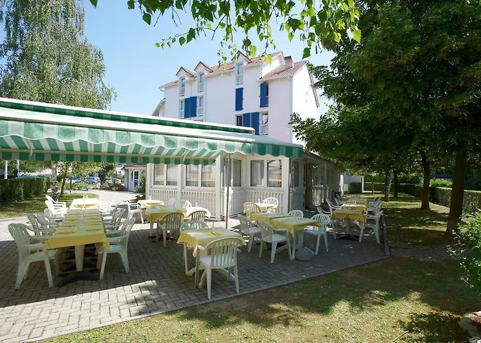 Hotel Strasbourg - Montagne Verte&Restaurant Louisiane