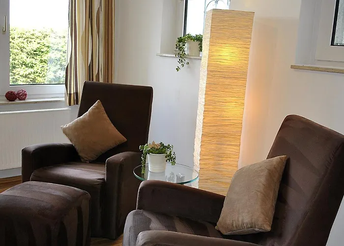 Ferienvermietung: Ferienwohnung Lenneplätze