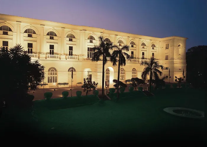 Hotel mit Pool: Maidens Hotel New Delhi