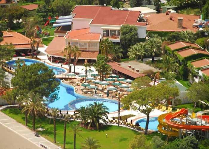 Resort: Club Boran Mare Beach