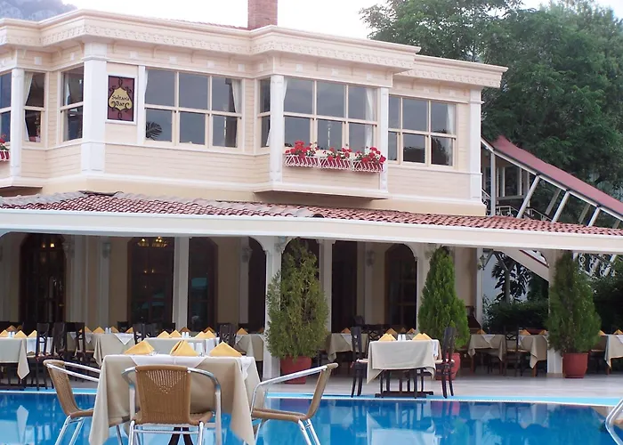 Resort: Club Boran Mare Beach