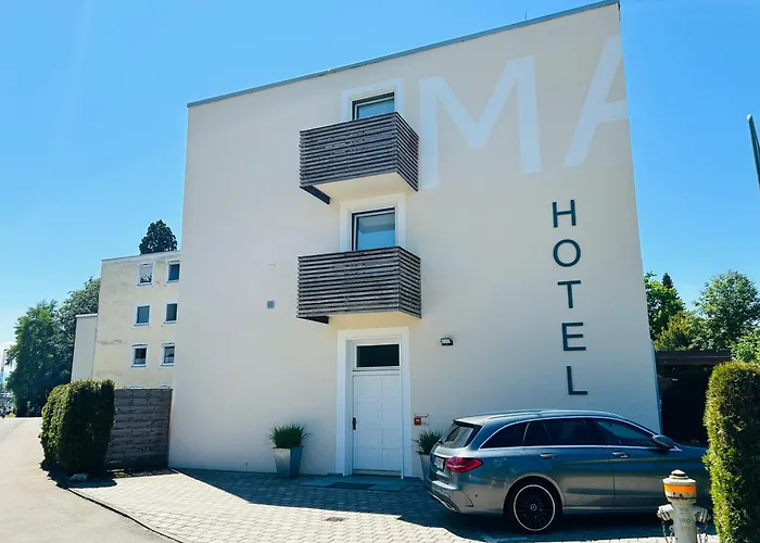 Maxhotel