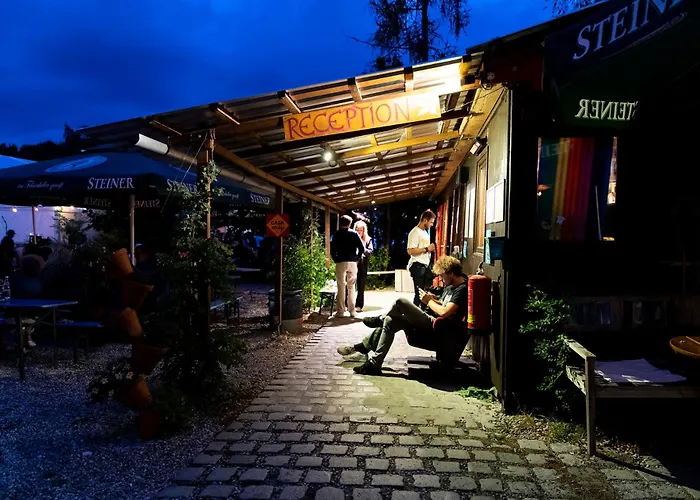 THE TENT - Youth Only - Buchung leider nur bis 30 Jahre möglich!