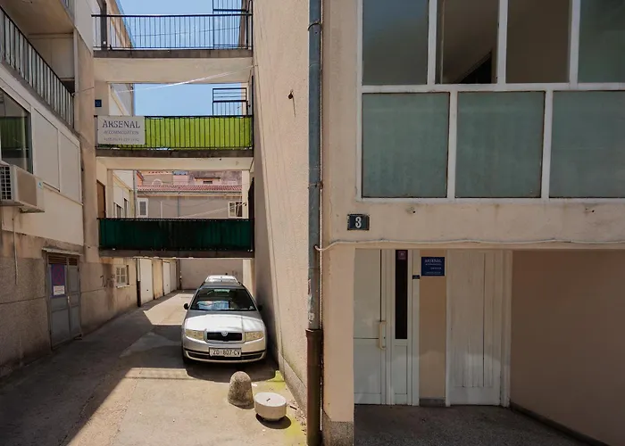Guest House Arsenal Accommodation