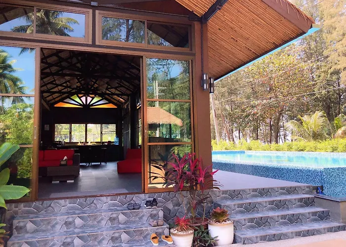 Coral Beach Pool Villa