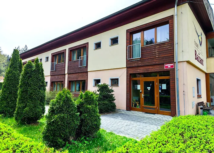 Hotel mit Pool: Hotel Bazant