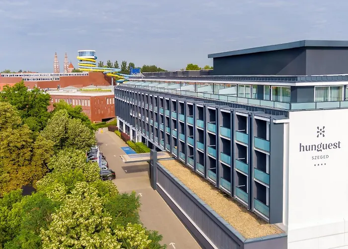 Hotel nahe Flughafen: Hunguest Hotel Forrás