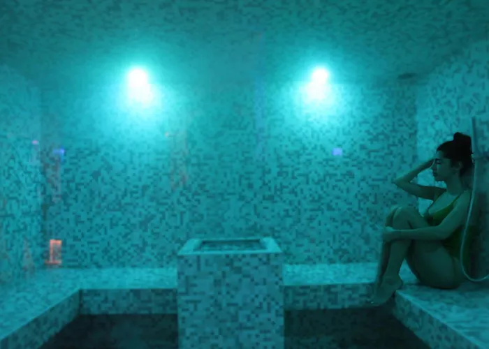 Resort: The Hive Hotel