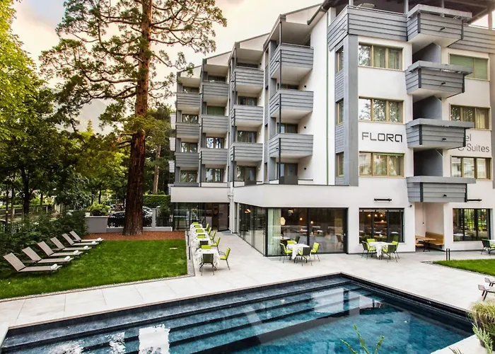  Flora & Suites